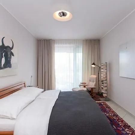 Riverside View Apartment
